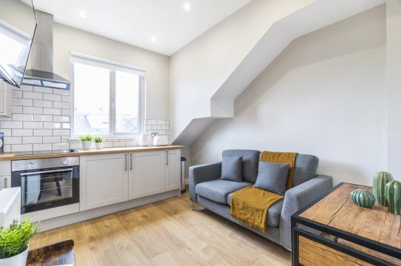 Property photo 1 of 6 8193982.Jpg