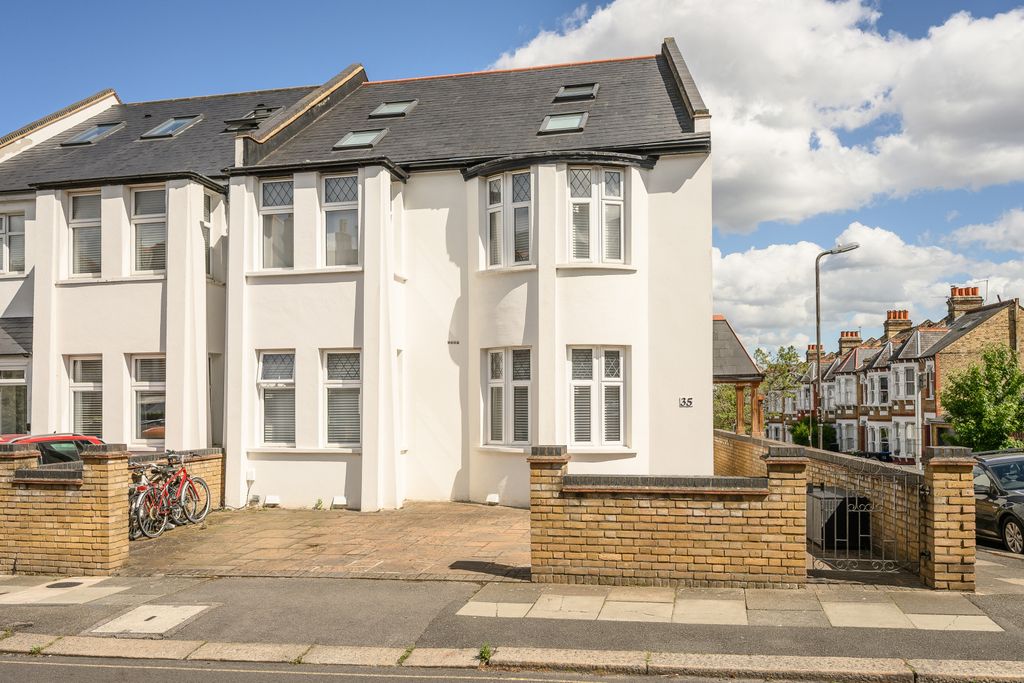 Property photo 1 of 18 Picture No. 19