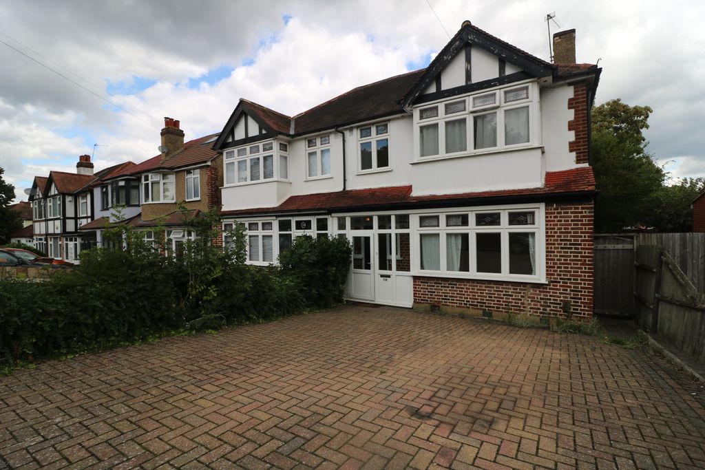 Property photo 1 of 20