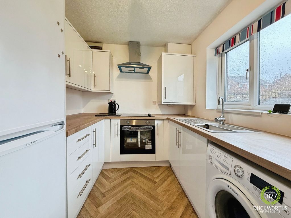 Property photo 3 of 21