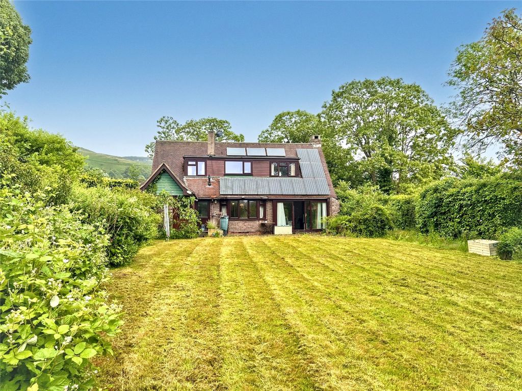 Property photo 3 of 12 Picture No. 04