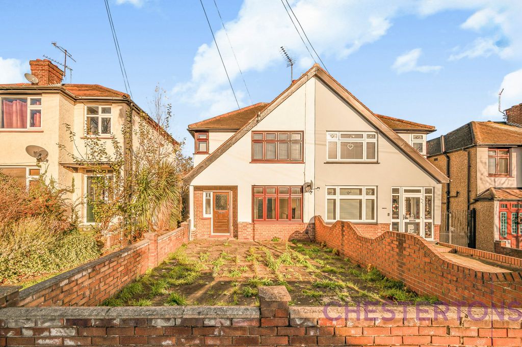 Property photo 2 of 15