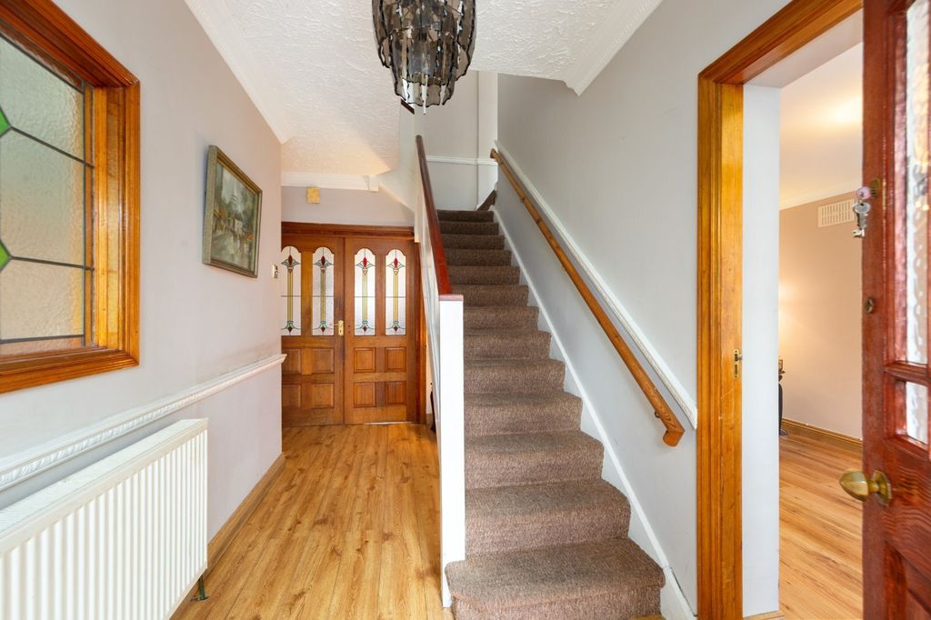 Property photo 2 of 24 Picture No. 01