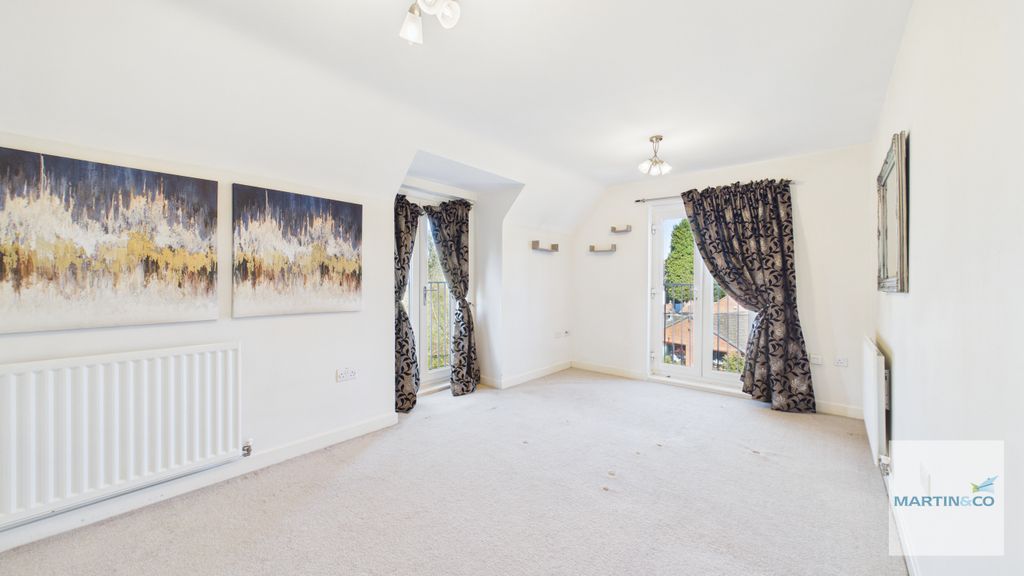 Property photo 2 of 10 Cam03663G0-Pr0253-Still001