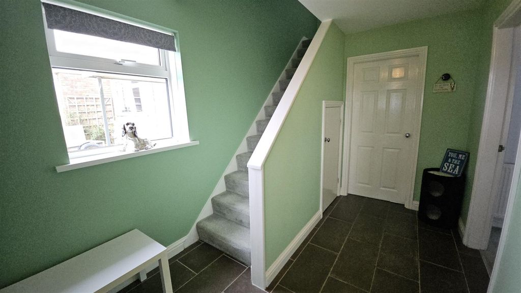 Property photo 2 of 25 2 (2).Jpg