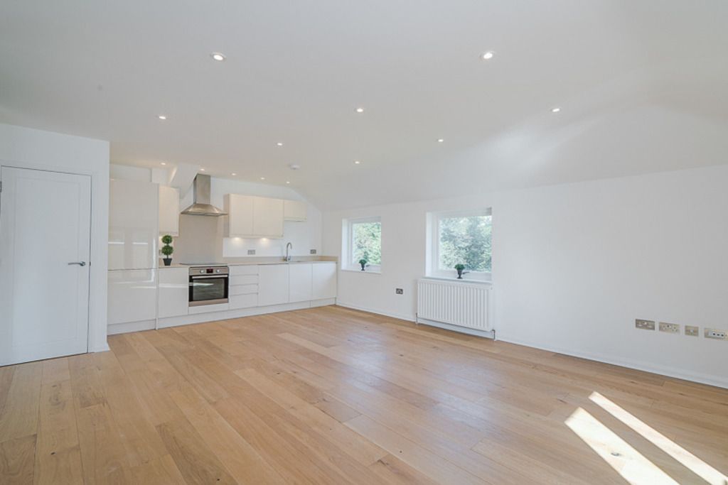 Property photo 1 of 5 Kitchen/Living Room