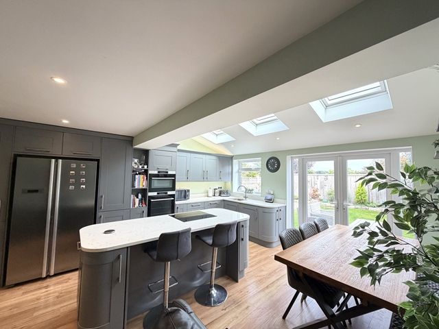 Property photo 2 of 15