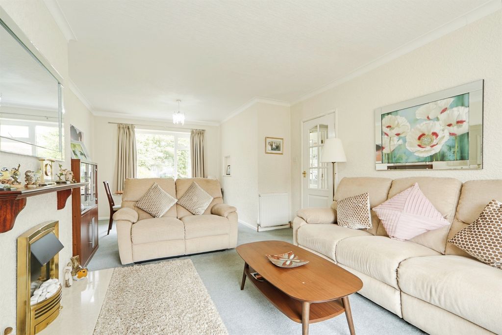 Property photo 3 of 15
