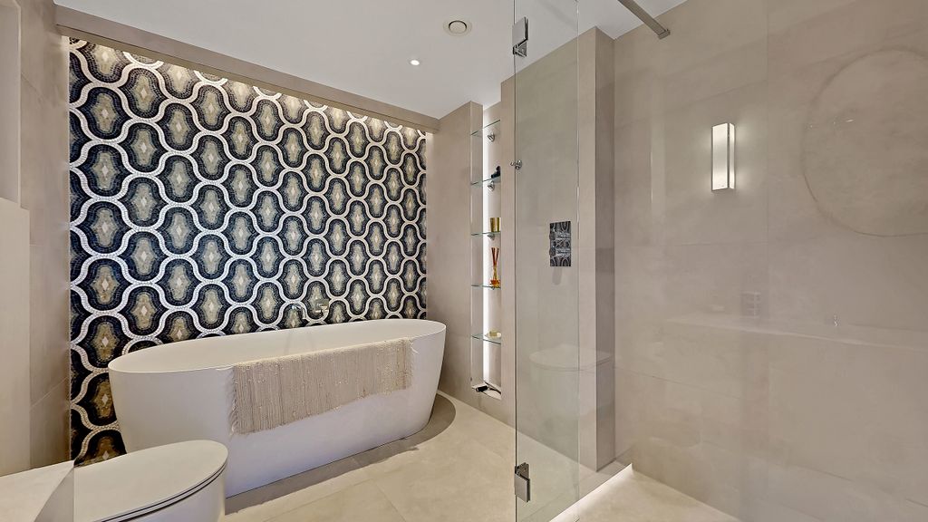 Additional image 15 of 2 bed penthouse for salePenthouse, Old School House, Hillhead G12