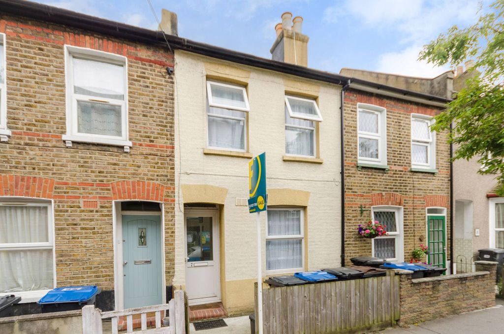 Property photo 2 of 4