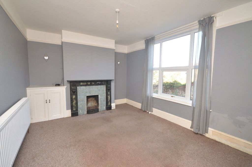 Property photo 2 of 20 Picture No. 51