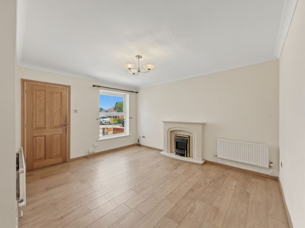 Property photo 3 of 29 5268548
