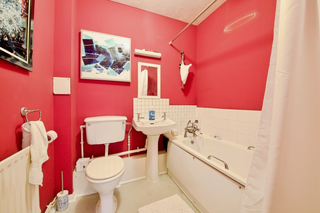 Property photo 3 of 10 Pbox-Img.Jpg