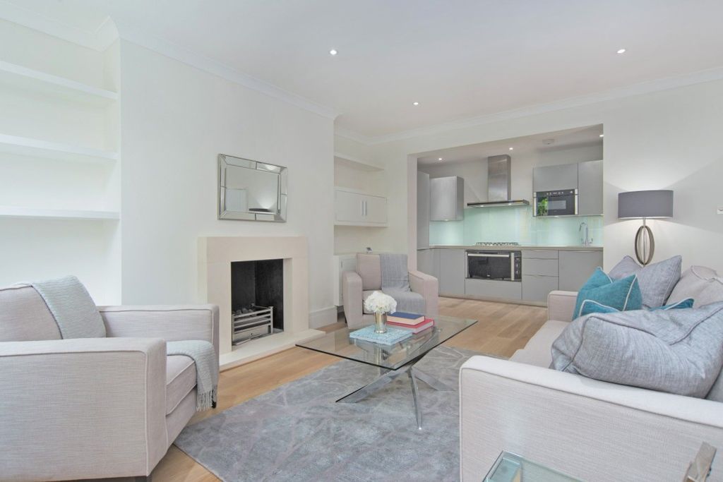 Property photo 3 of 9