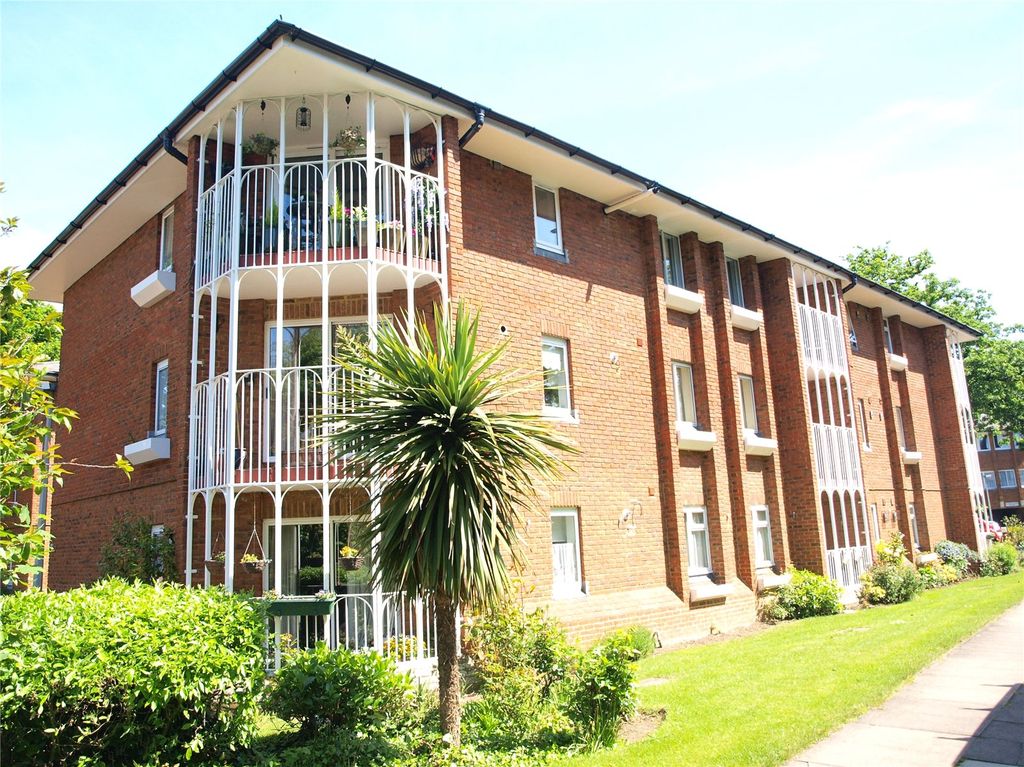 Property photo 1 of 8 Picture No. 02