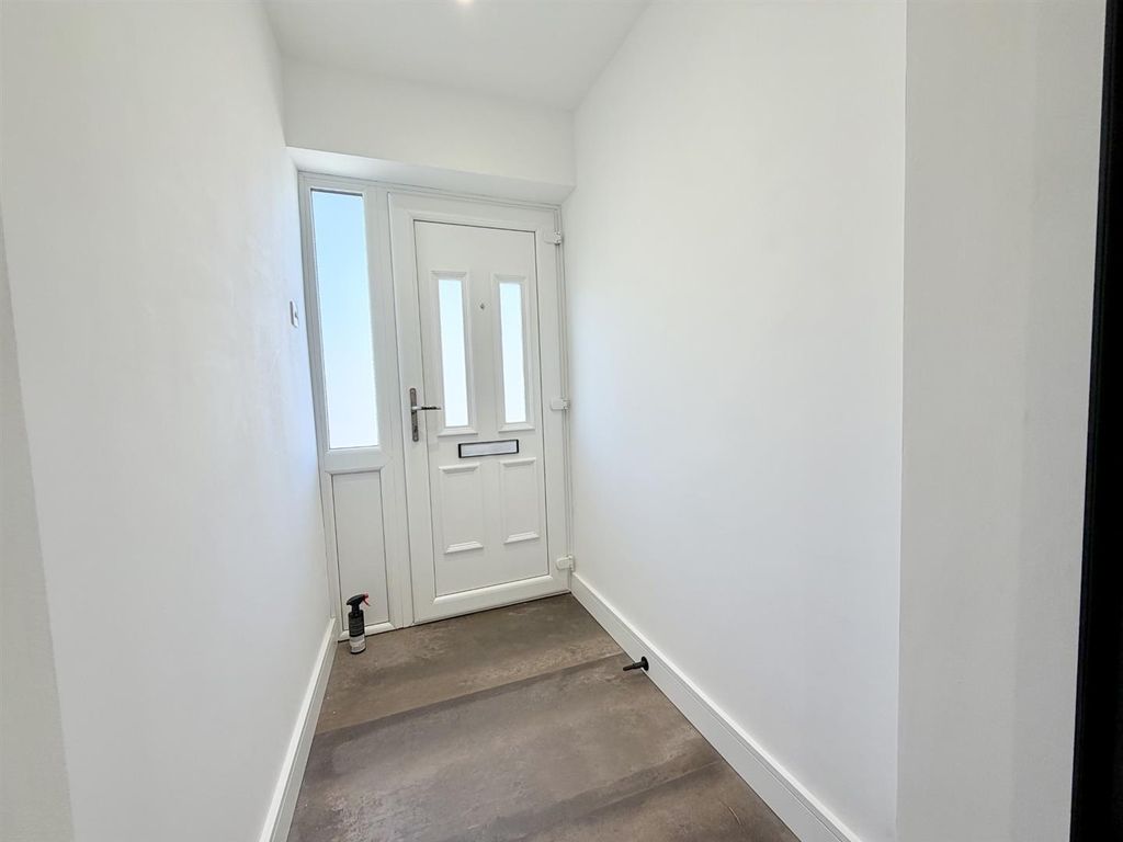Property photo 3 of 29 3.Jpg