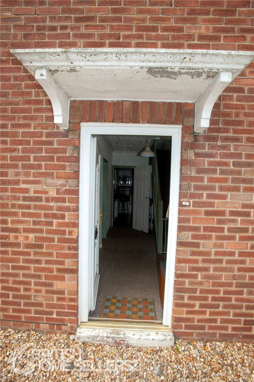 Property photo 2 of 16 Picture No. 10