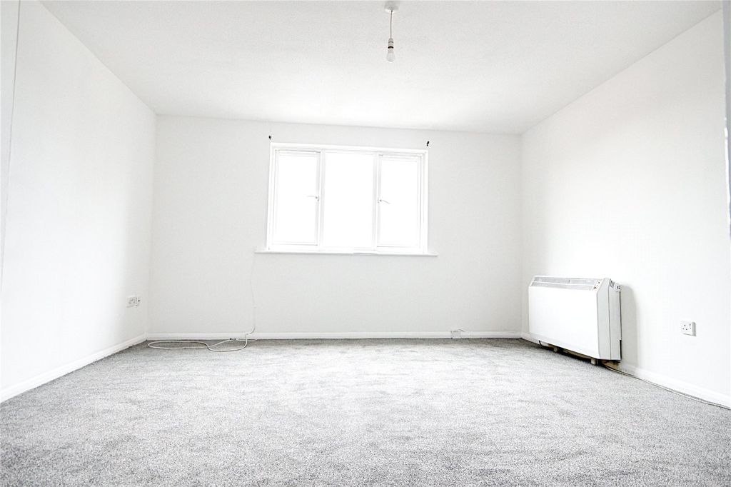 Property photo 2 of 11 Picture No. 03