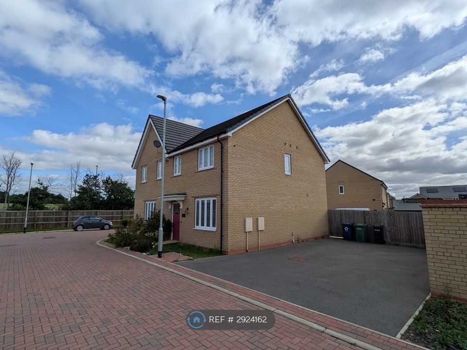 Property photo 2 of 26