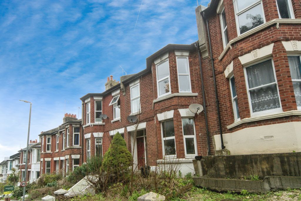 Property photo 1 of 17 Photography