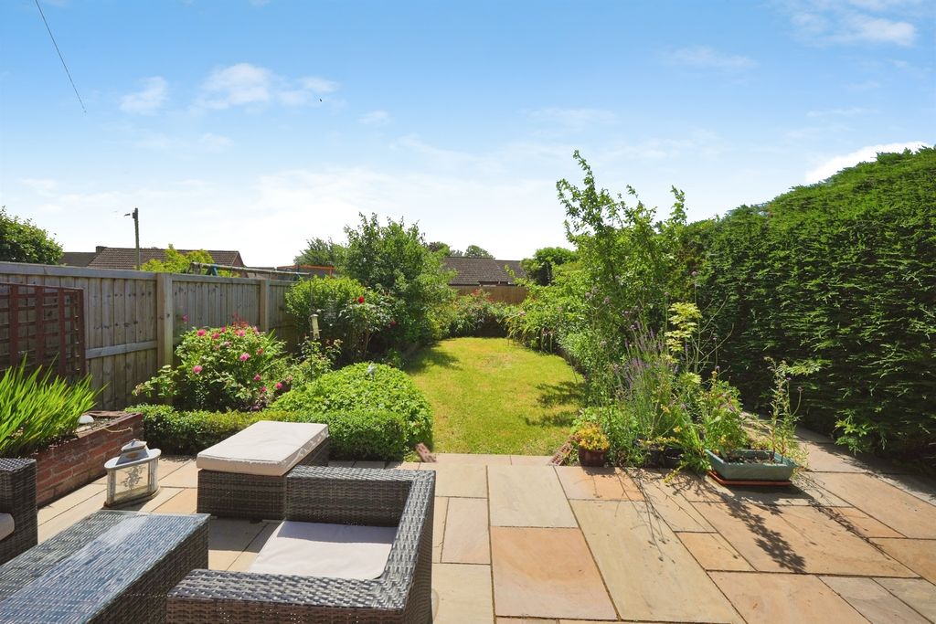 Property photo 2 of 16