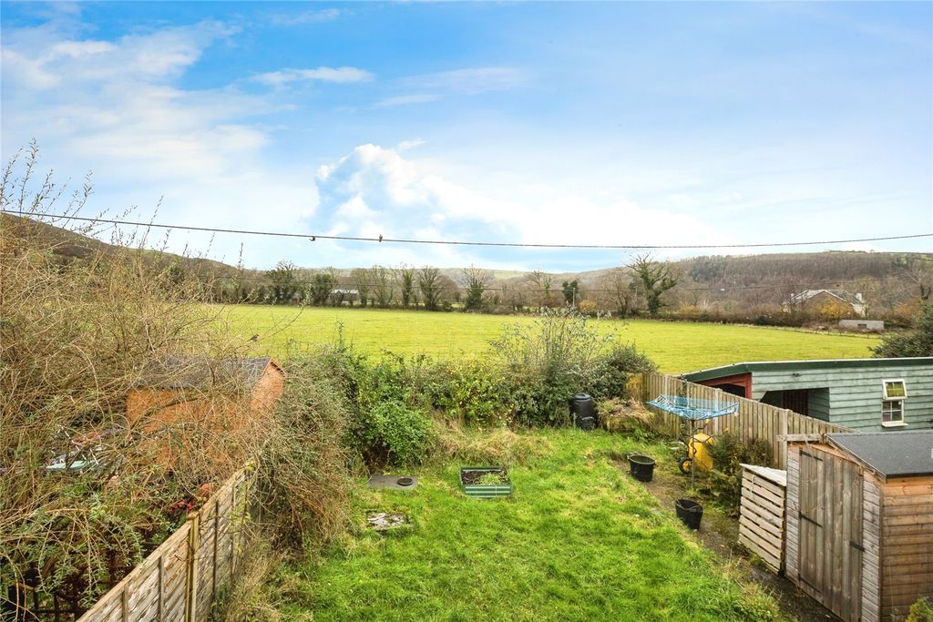 Property photo 1 of 18 Picture No. 16