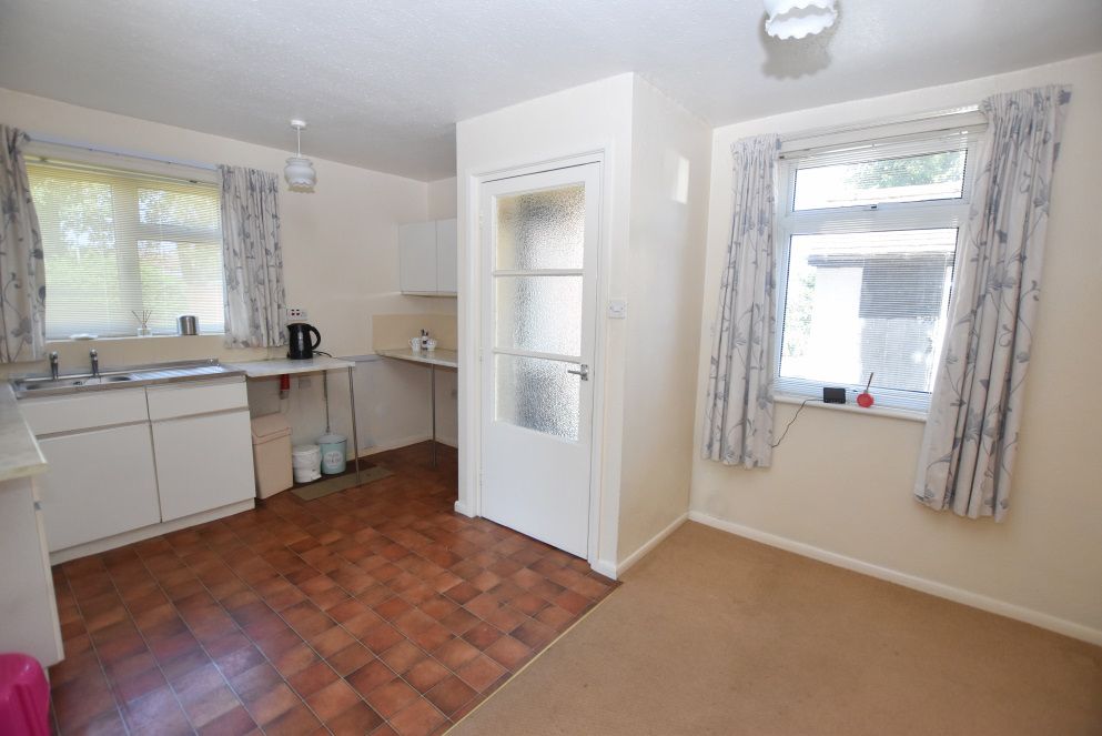 Property photo 2 of 17 Dining Kitchen 2