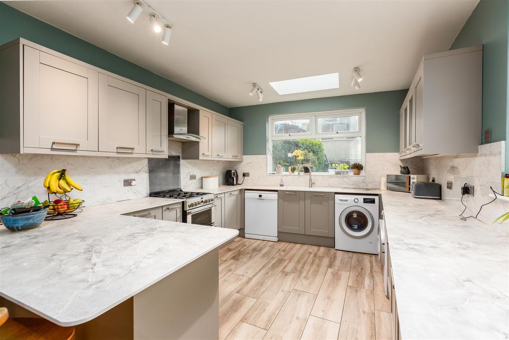 Property photo 3 of 35 Cz0A0178-Edit.Jpg