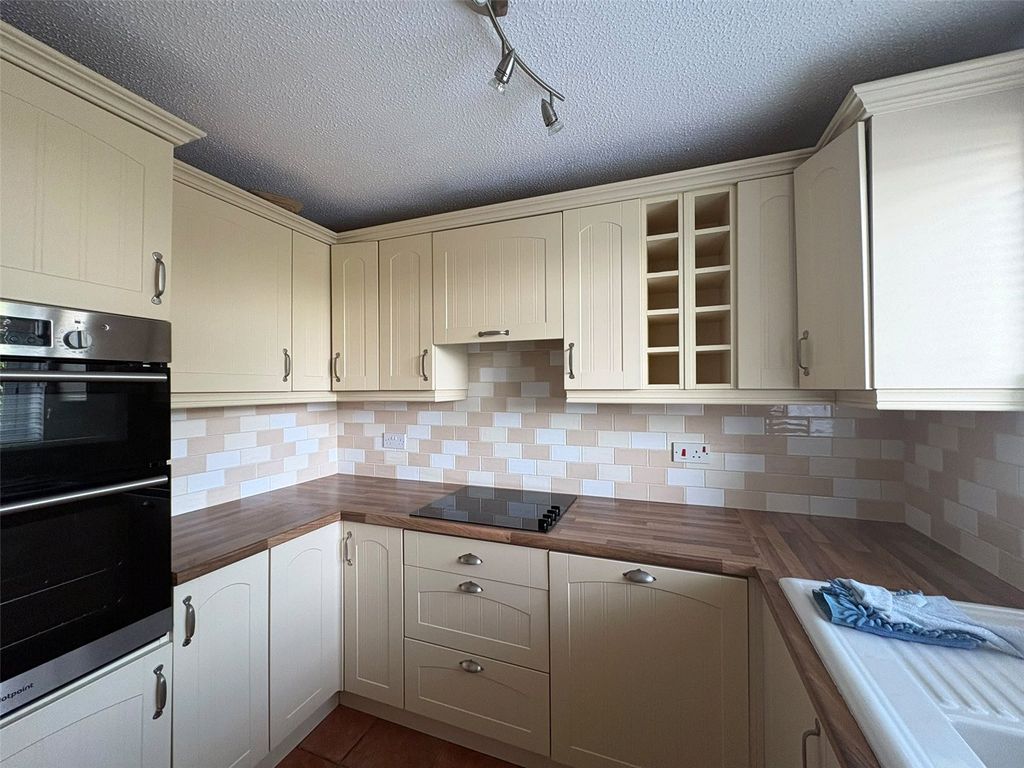 Property photo 2 of 11 Picture No. 10