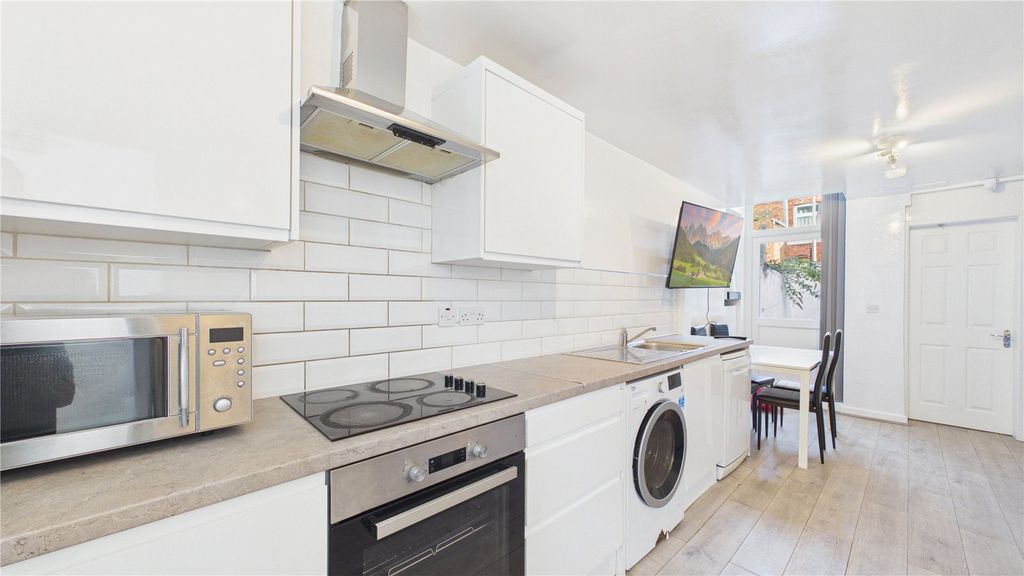 Property photo 1 of 10 Picture No. 07