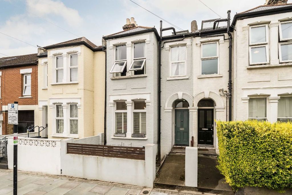 Property photo 1 of 10