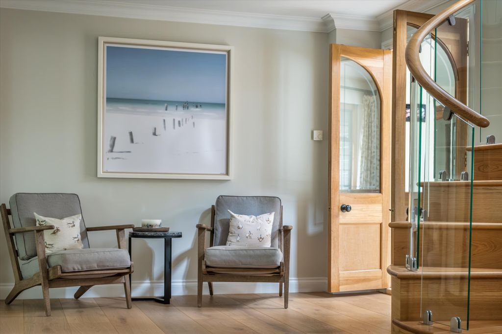 Additional image 11 of 8 bed detached house for saleLondon Road, Petersfield, Hampshire GU31