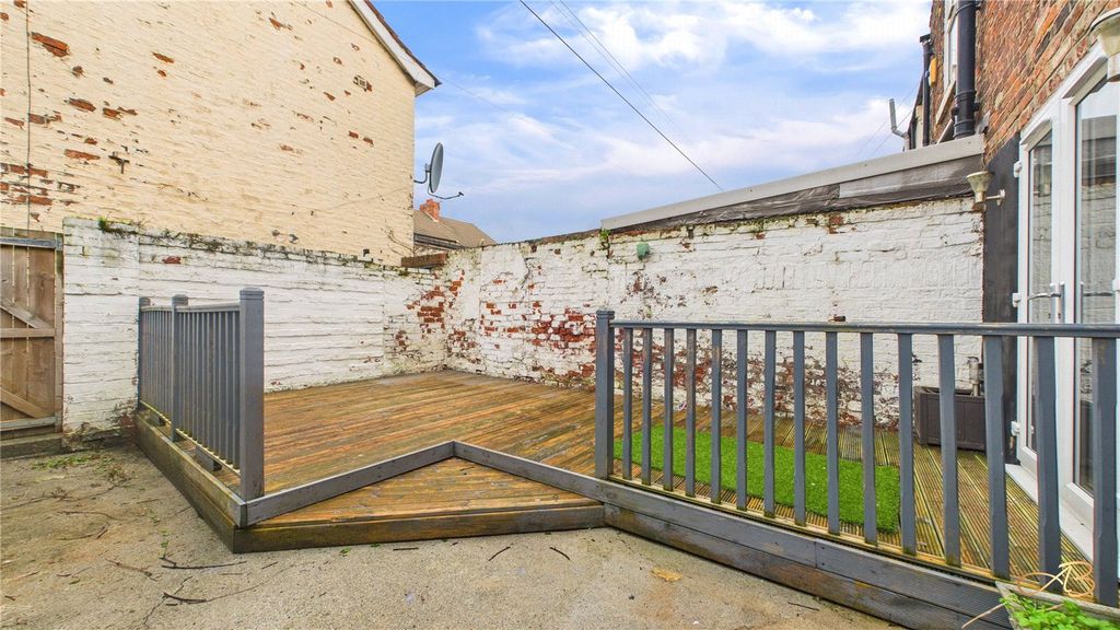 Property photo 3 of 8 Picture No. 03