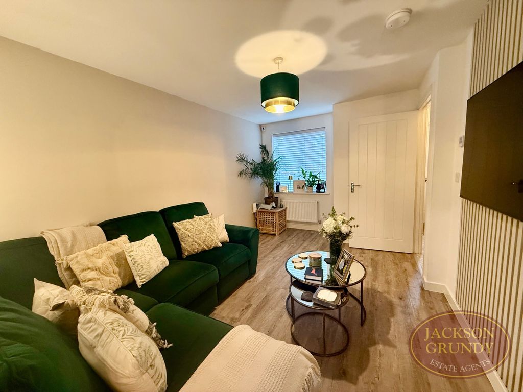 Property photo 3 of 13 Campus Drive