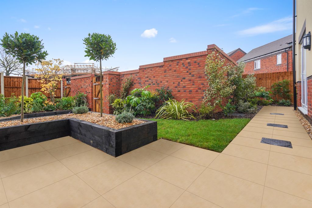 Property photo 2 of 14