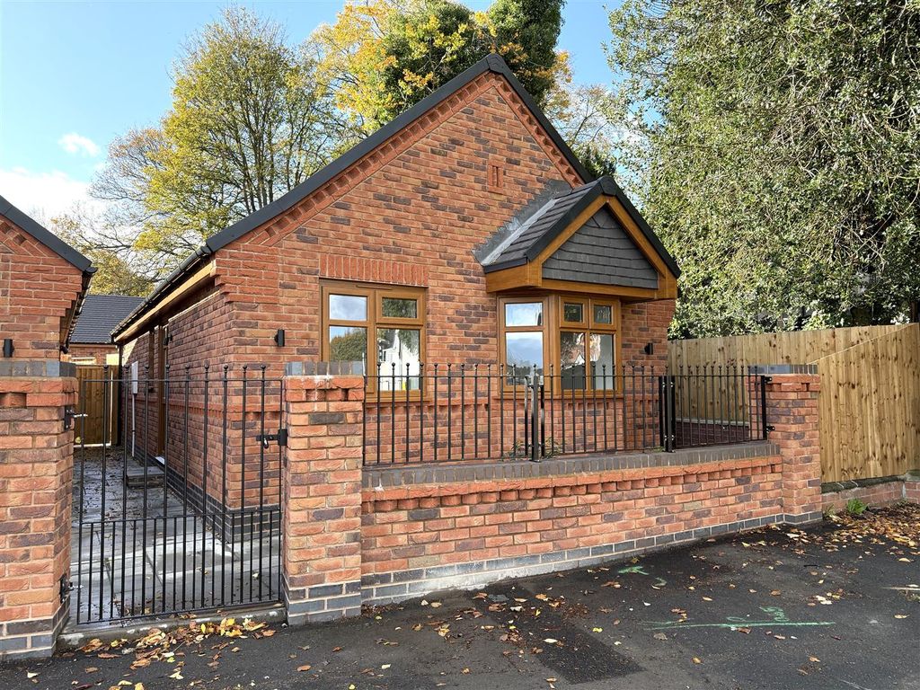 Property photo 1 of 14 98A Ext P.Jpg