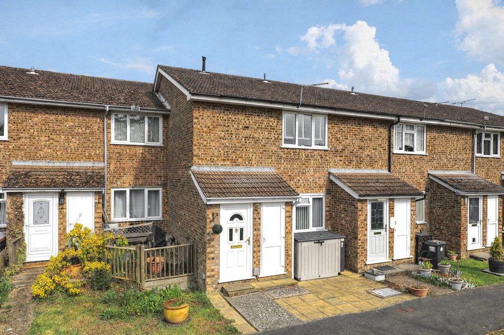 Property photo 1 of 5