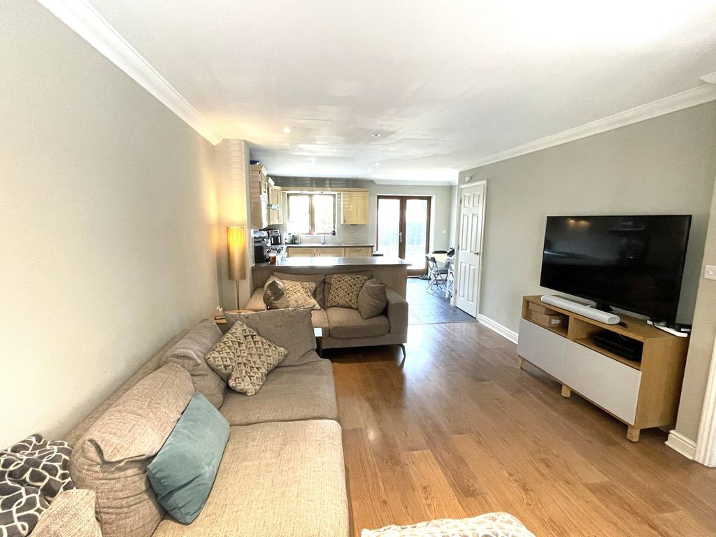 Property photo 3 of 17 Not Specified