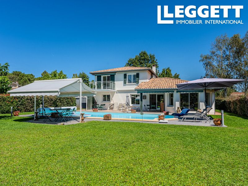 Property photo 1 of 8