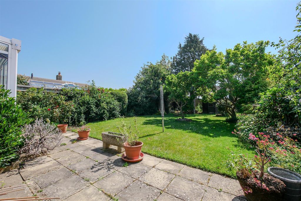 Property photo 2 of 19 Rear Garden