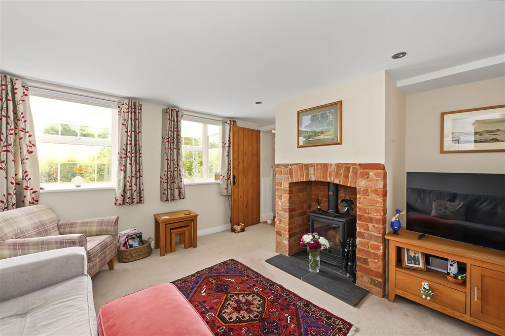 Property photo 2 of 14 Kimpton-Bottom-18.Jpg