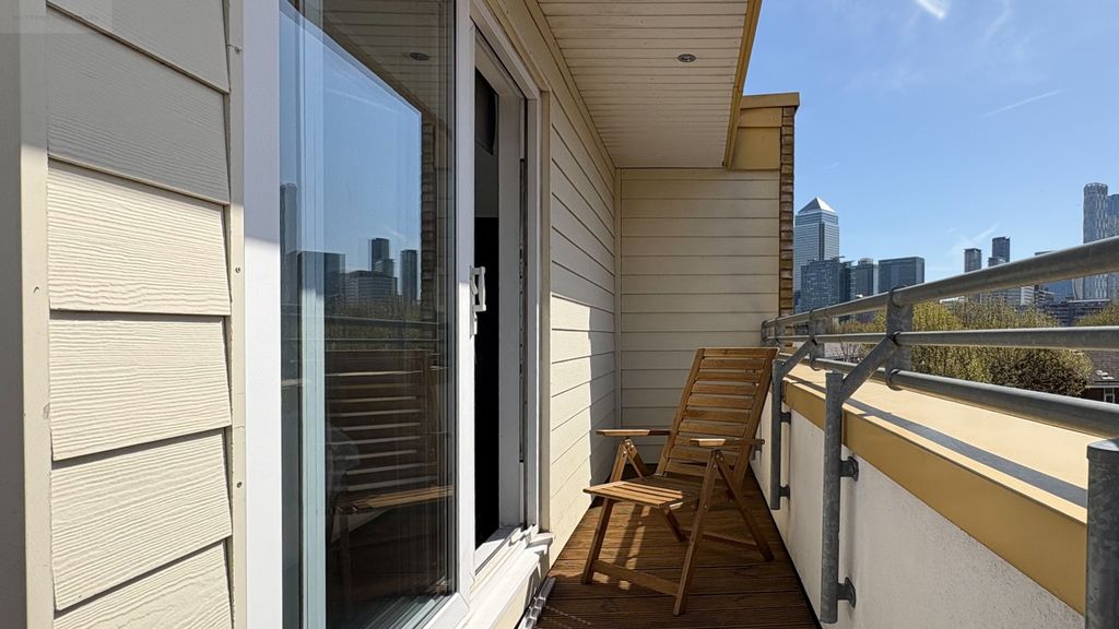 Property photo 2 of 21 Photo 2