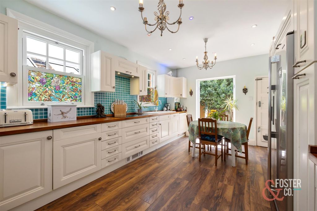 Property photo 2 of 23 Addison Road, 84-016.Jpg