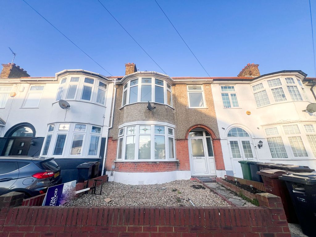 Property photo 1 of 16 Hulse Avenue Ig11