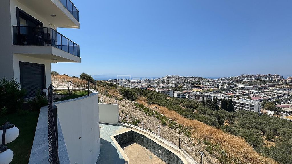 Property photo 3 of 22