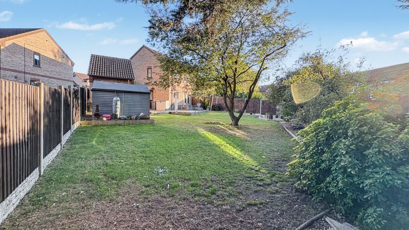 Property photo 2 of 14 Photo 12