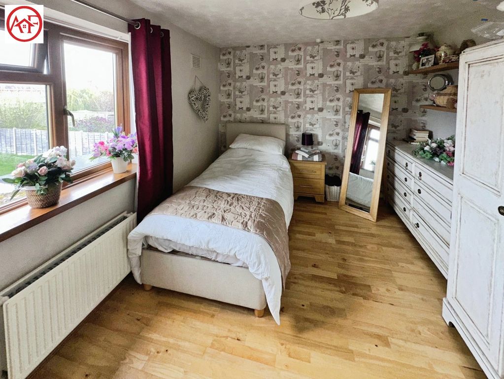 Additional image 7 of 3 bed terraced house for saleNorth Avenue, Highbridge TA9