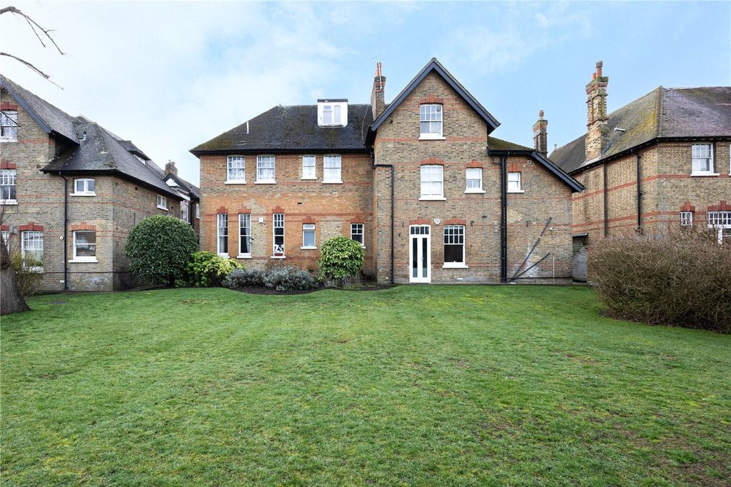 Property photo 3 of 13 Picture No. 16