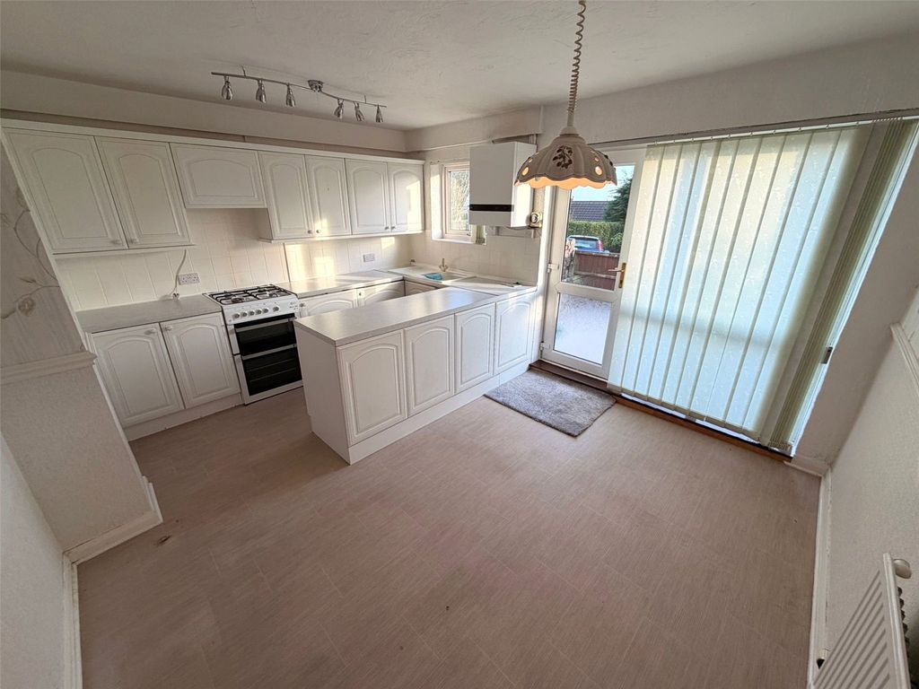 Property photo 3 of 18 Picture No. 27