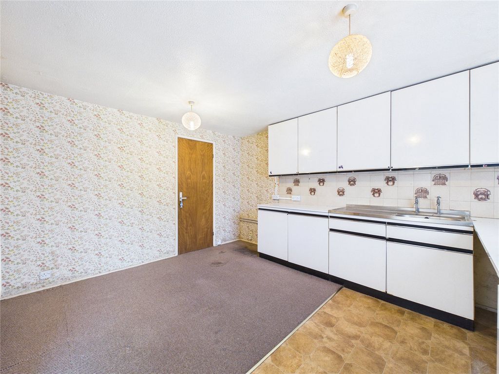 Property photo 3 of 17 Picture No. 09